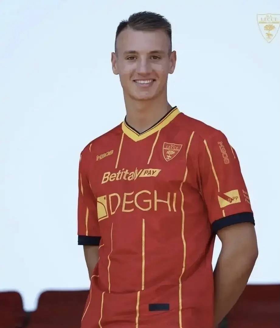 意甲：米兰跟莱切就卡马尔达加盟所签的协议曝光，在意甲每出场一次，莱切将获得7.5万