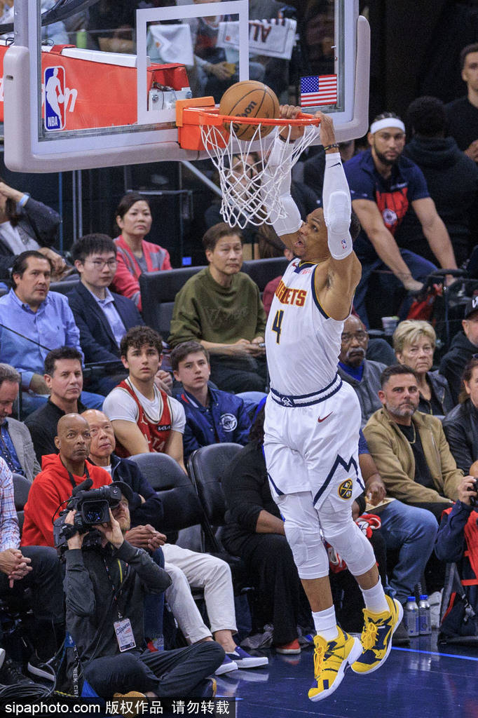 丹佛掘金前台大洗牌：汤米·巴尔切蒂斯的离去将如何影响球队未来？