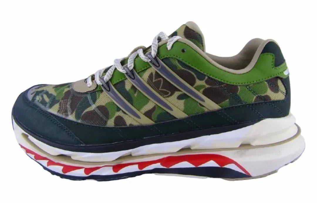 BAPE x 三叶草新联名鞋！这次是世界杯主题！