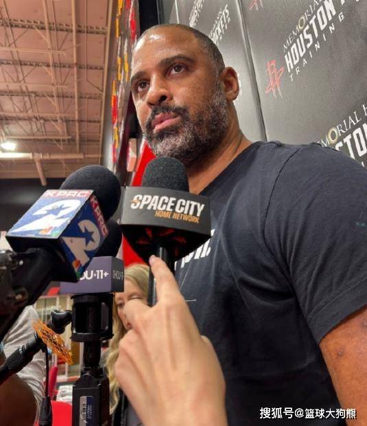 老将扎堆，专家直指火箭队隐患！37岁杜兰特虽强，却不适应新战术