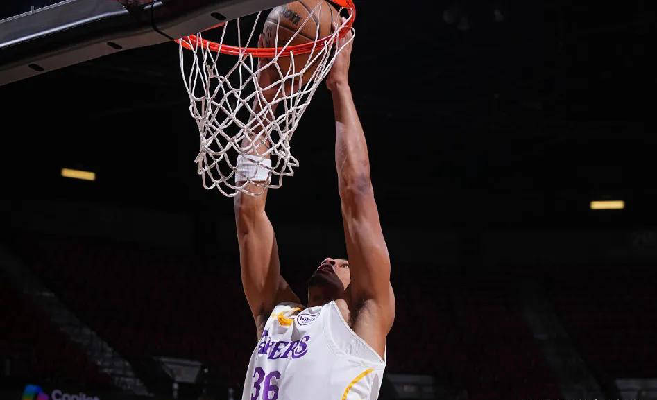 湖人签约波士顿凯尔特人替补球员前景堪忧？